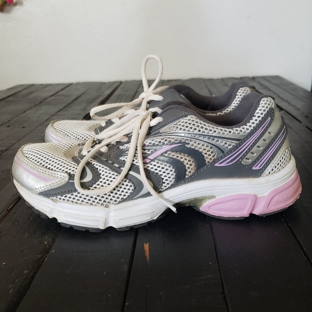 L.A. Gear Sneakers Women's 8.5 Grey White Lilac Purple Shoes Fashion Athletic